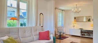 Ferienhaus Köchlin - charmante Doppelhaushälfte mit Garten und Parkplatz