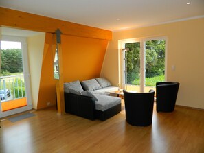 TV, DVD player, books, stereo - Your vacation home on the Müritz (Röbel/Müritz)