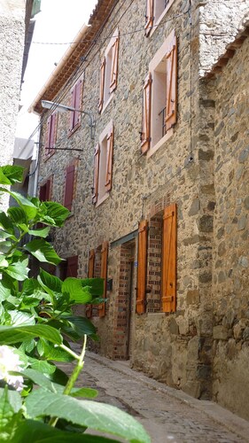 Winzerhaus***im schönen Weinort Berlou,Terrasse,Garten2 Min. Haustierfreundlich!