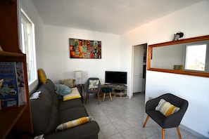 Smart TV, books - Very nice house right by the sea with a wonderful panorama! New:Air conditioning (Banyuls-Sur-Mer)