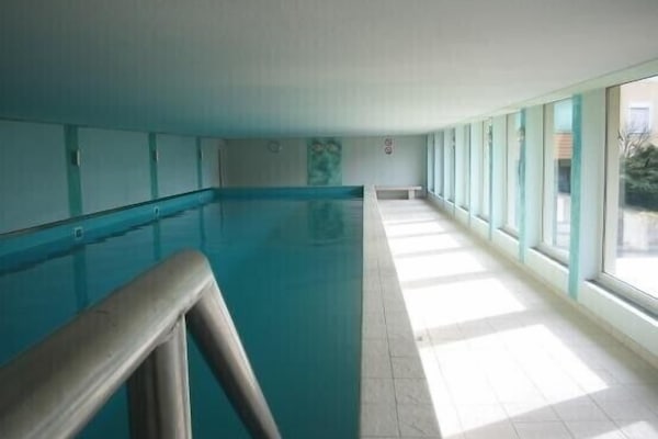Beheiztes Schwimmbecken