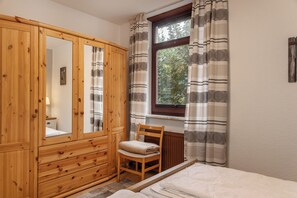 2 Schlafzimmer, Bügeleisen/Bügelbrett, Reisekinderbett, Internetzugang