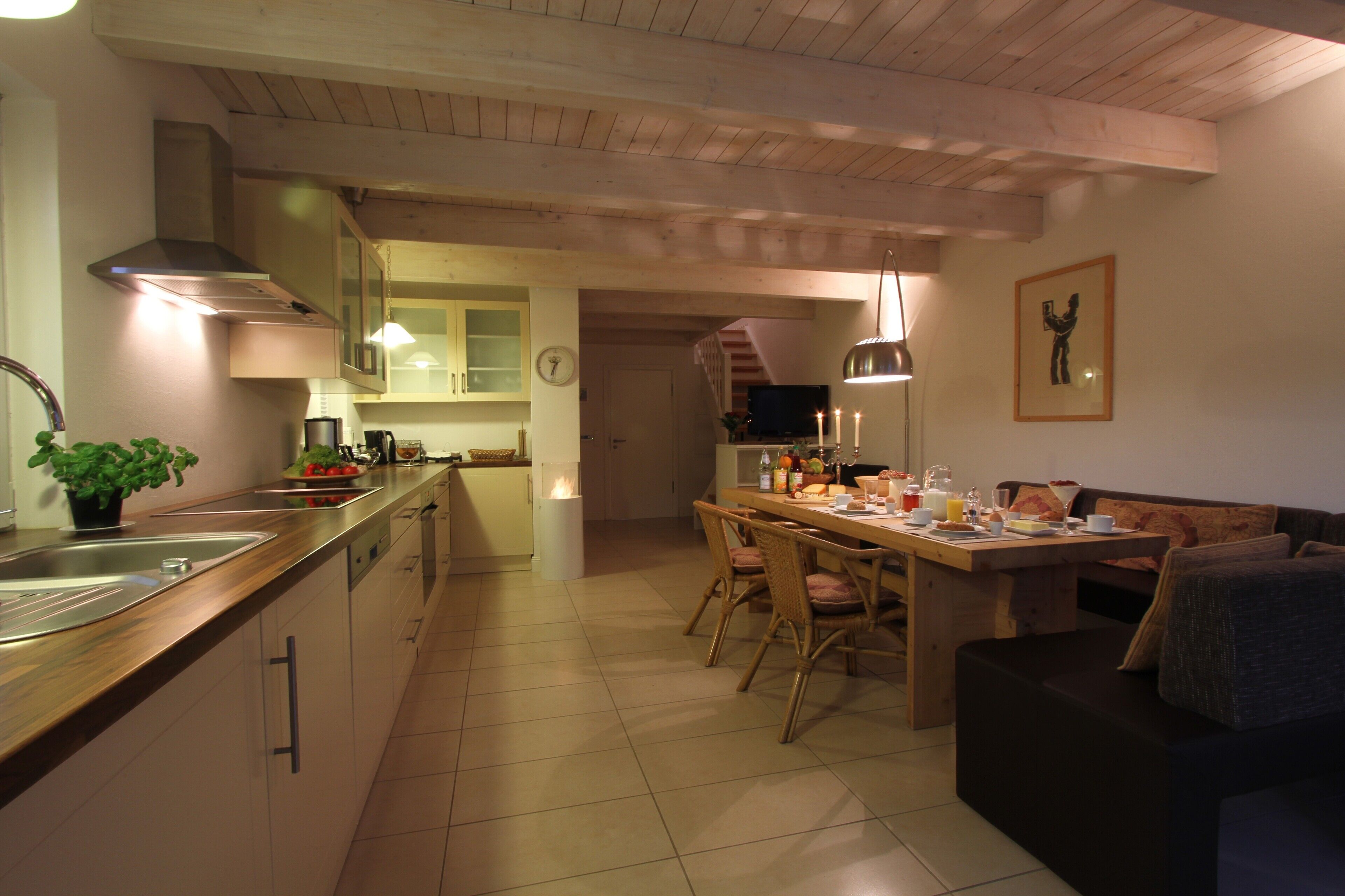 Comfortable and modern furnished townhouse in downtown Husum's