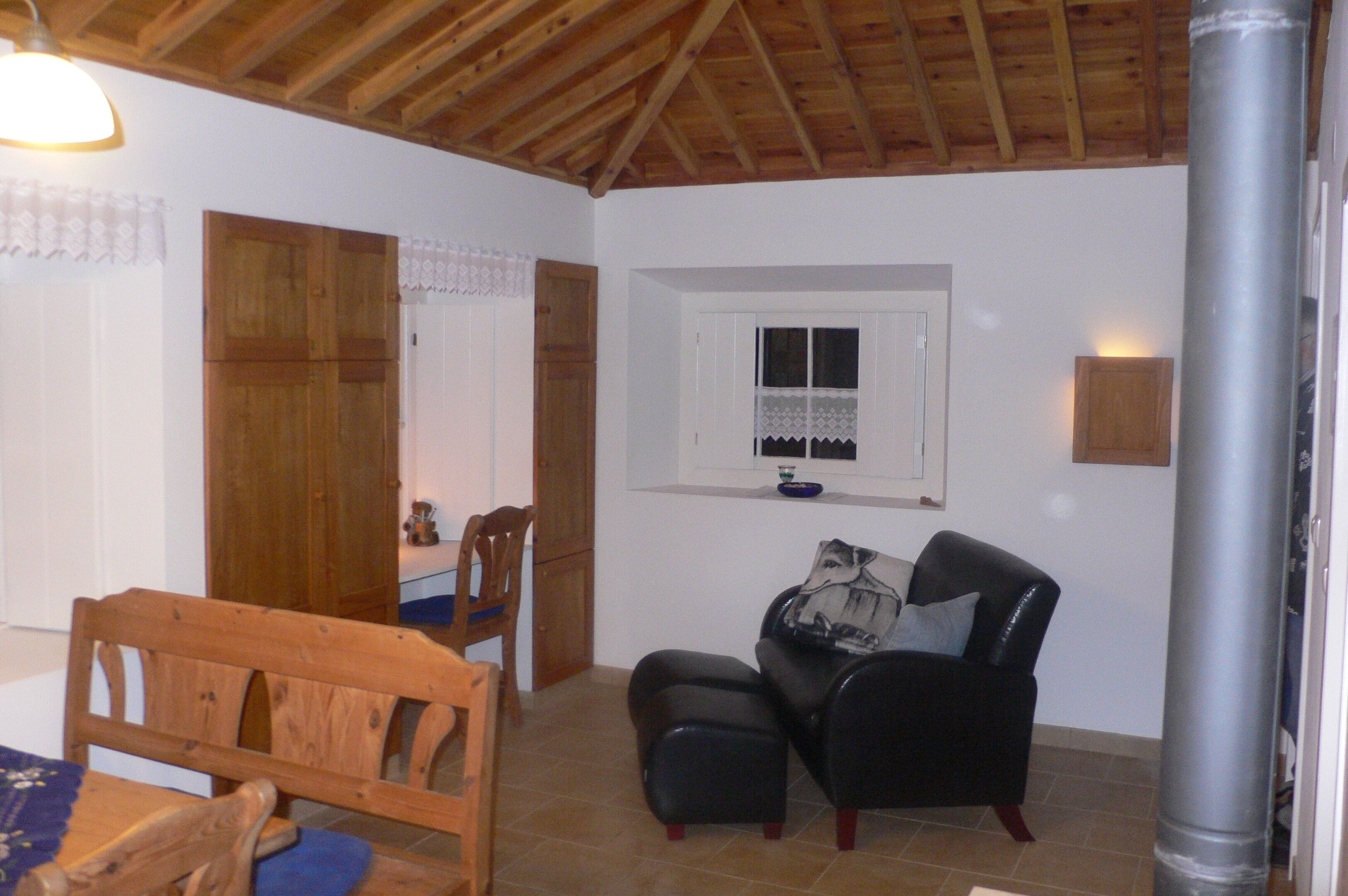 Country home in a quiet, sunny location