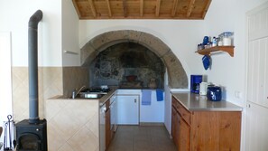Refrigerador, horno, placa de cocina, lavavajillas