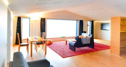 Loft kotiin upea näköala vuonoon