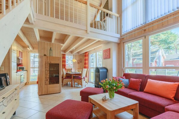 Fireplace, DVD player