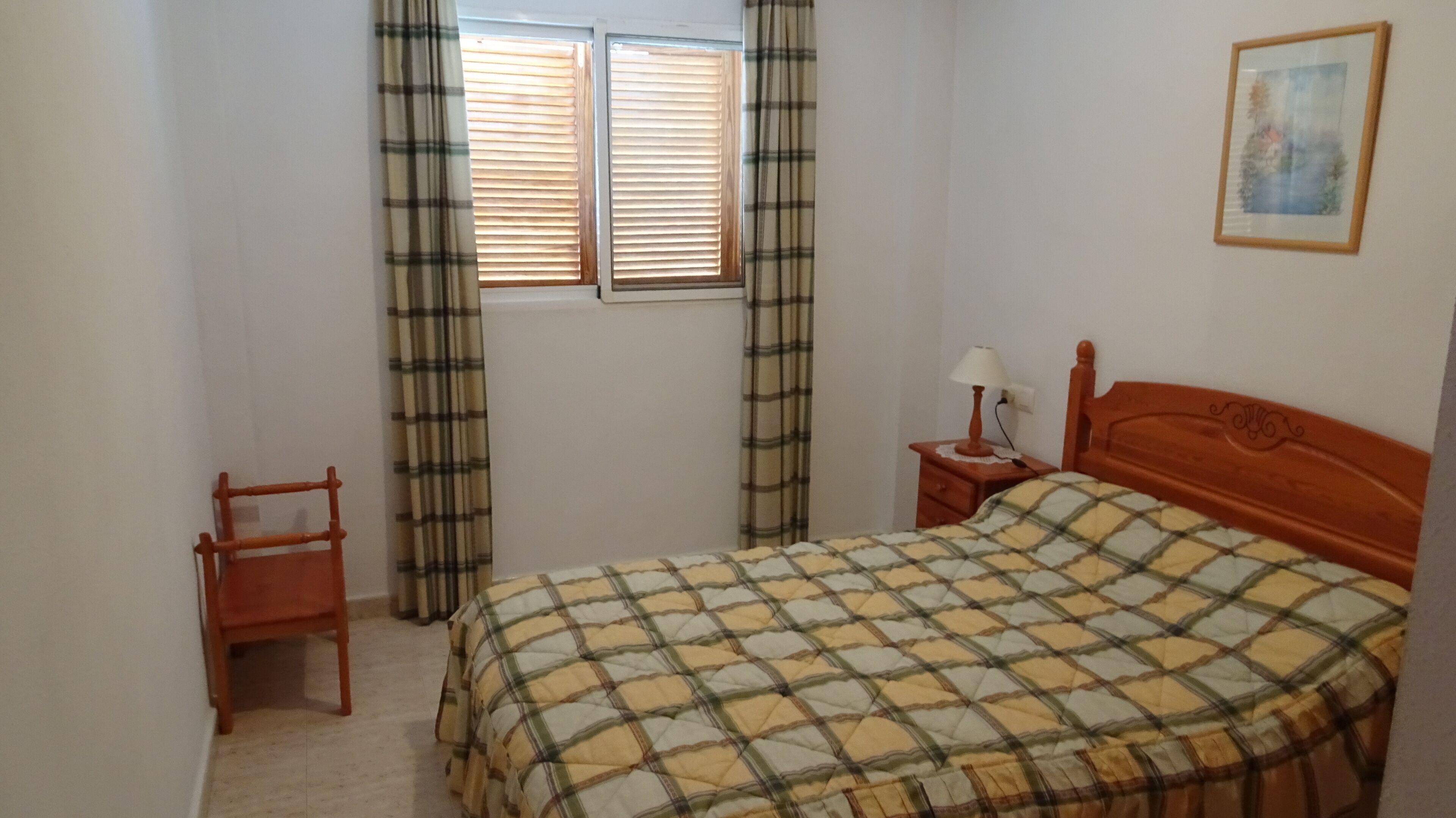 2 dormitorios, tabla de planchar con plancha, wifi y ropa de cama