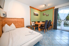 Bügeleisen/Bügelbrett, kostenloses WLAN, Bettwäsche