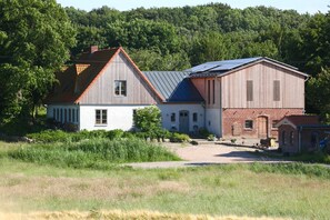 Exterior - Wonderful apartment in the middle of the countryside and close to the water (Steinberg)