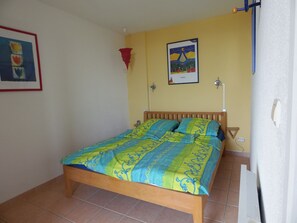 2 chambres, fer et planche à repasser, Wi-Fi gratuit