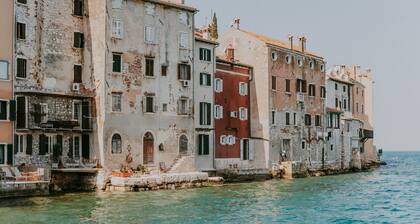 Luxury Seafront Palazzo