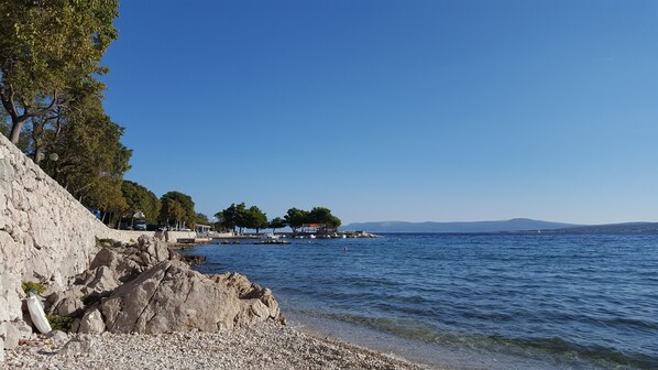 Beach nearby, sun loungers