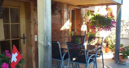 family-friendly apartment near Spiez and Interlaken, max. 4 persons
