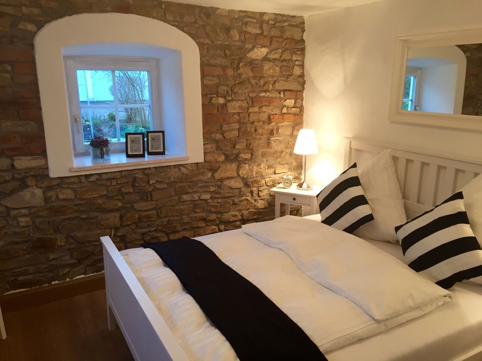 5 Schlafzimmer, Bügeleisen/Bügelbrett, kostenloses WLAN, Bettwäsche