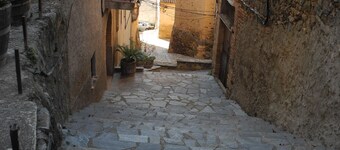 Maissonette with light, great room layout, ideal for remote working GLASFASER