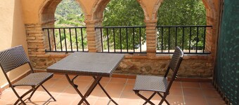 Maissonette with light, great room layout, ideal for remote working GLASFASER