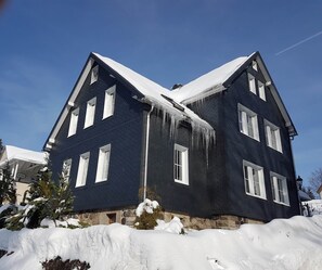 Exterior - Historic villa & comfort in the biosphere reserve (Vesser)