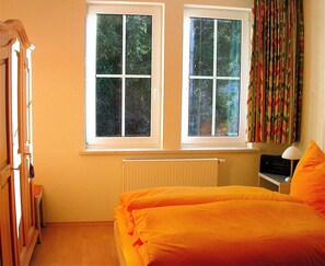 5 quartos, Wi-Fi, roupa de cama