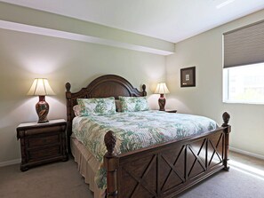 2 bedrooms, iron/ironing board, travel cot, free WiFi - Vacation rental a few minutes from the beach. Quiet and central location (Florida)