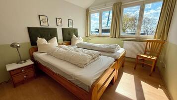 2 chambres, fer et planche à repasser, lit parapluie, Wi-Fi gratuit