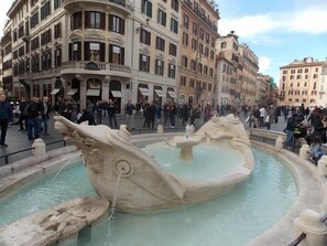 مكان جذب سياحي