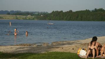 Sun-loungers