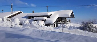 quiet site, central starting point for excursions and hikes