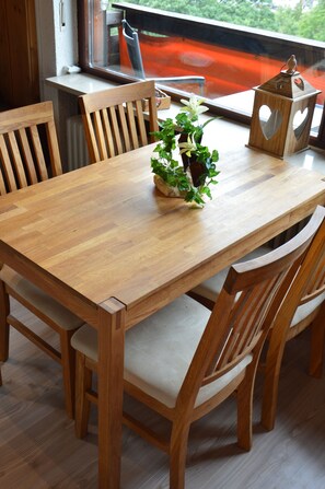 Dining - Vacation apartment HÜTTENZAUBER in Sonthofen in the Allgäu (Sonthofen)