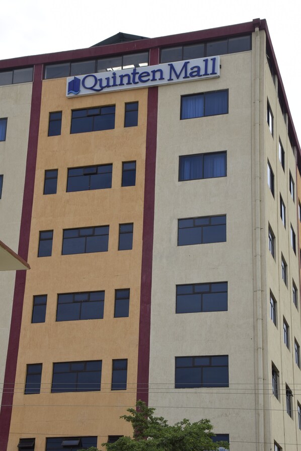 Front of property - Quinten Hotel Kisumu (Kisumu)