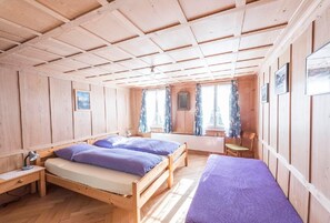 1 多间卧室、免费上网