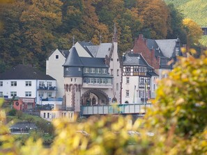 Exterior - Apartment with balcony (4 stars, DTV-Classified) (Traben-Trarbach)