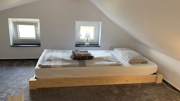 2 dormitorios, caja fuerte, cuna de viaje y wifi gratis