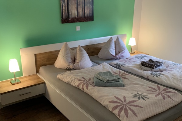 2 quartos, cofres nos quartos, berço de viagem, Wi-Fi de cortesia