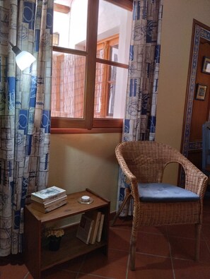 Interior - Apartment 3 right by the sea in Punta Brava on the north coast of Tenerife (Teneriffa)