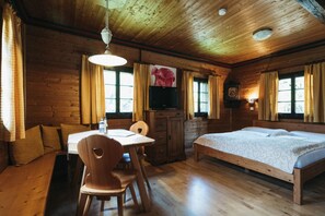 1 Schlafzimmer, Zimmersafe, WLAN, Bettwäsche