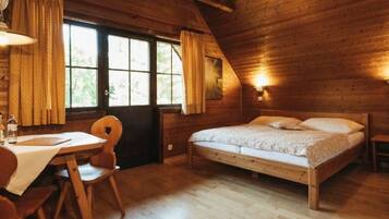 1 Schlafzimmer, Zimmersafe, WLAN, Bettwäsche