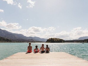 Luokittelematon kuva, 3 kautta 32, painike