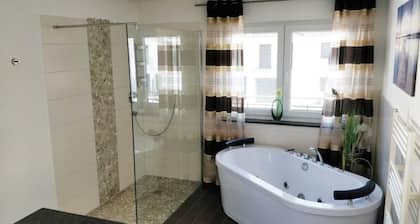 Suite!!! Wohnung mit viel Raum und Licht!