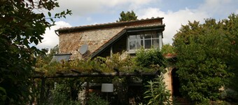 Quiet house in the mountains, central location, ideal for trips