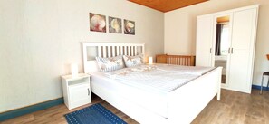 2 Schlafzimmer, kostenloses WLAN, Bettwäsche