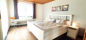 2 bedrooms, free WiFi, bed sheets