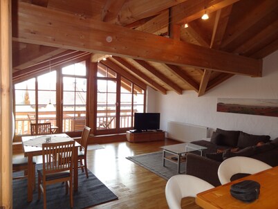 Family-friendly vacation apartment with a view of the Brauneck skiing area
