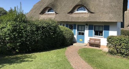 Cozy cane roof house near the Bodden, practically furnished, sauna, max.7pers