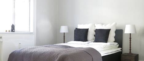 1 bedroom, iron/ironing board, travel crib, free WiFi