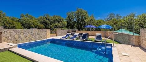 Piscine extérieure