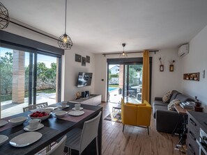 Televisión, estéreo