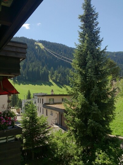 Cozy 2.5 room vacation apartment *** indoor pool-sauna, not far from pure nature.