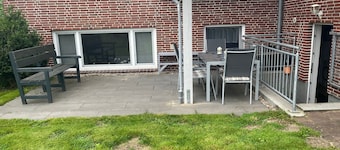 ダブルルームとシングルルーム - Lange、Bernhard、アパートメントB 長いです