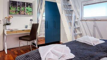 5 Schlafzimmer, Bügeleisen/Bügelbrett, Reisekinderbett, WLAN